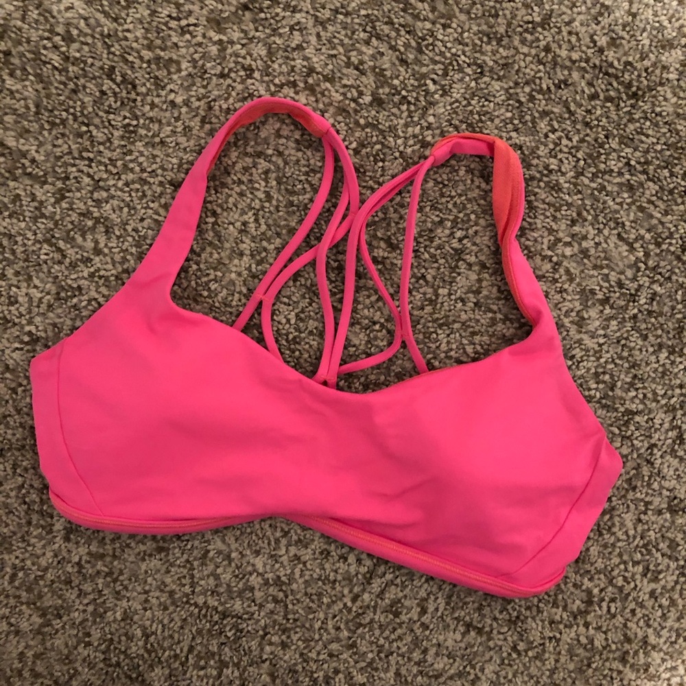 Lululemon free to be bra